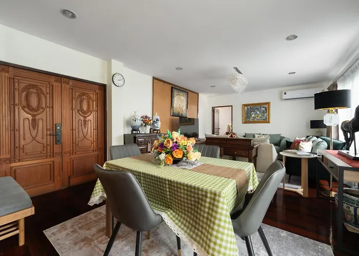 Star House Classic Style Homestay Bangkok