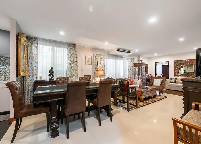 Star House Classic Style Bangkok