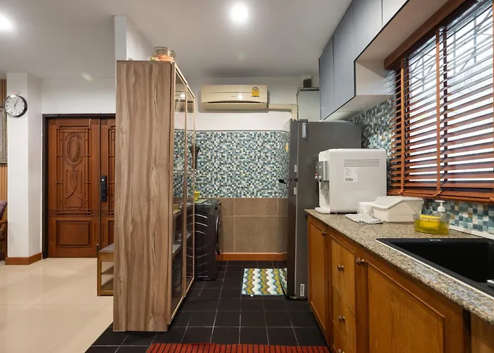 Star House Classic Style Homestay Bangkok