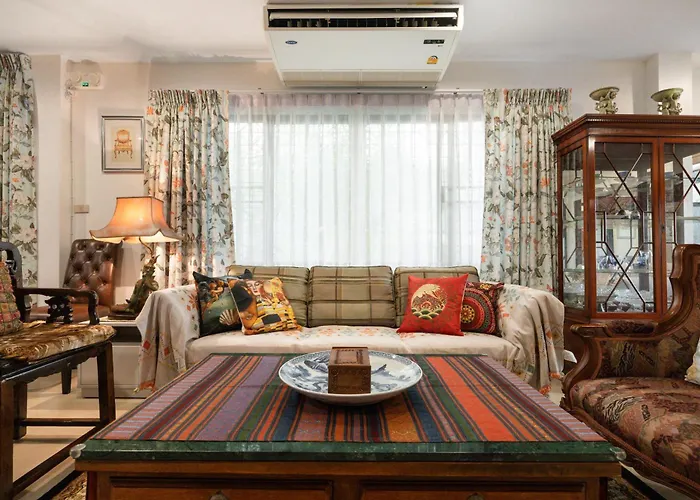 Homestay Star House Classic Style Bangkok