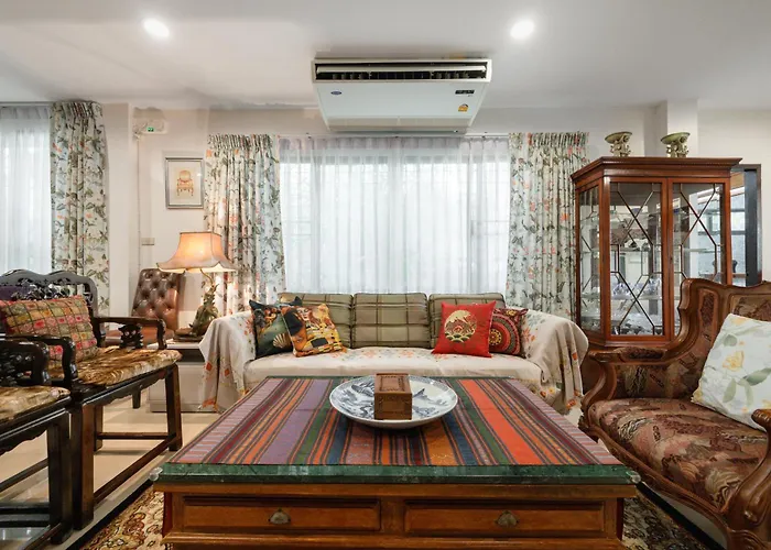 Star House Classic Style Homestay
